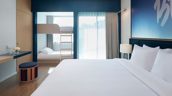 deluxe-family-bunkbed_king-bed_1