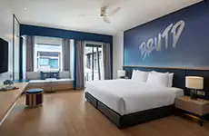 Grand Deluxe