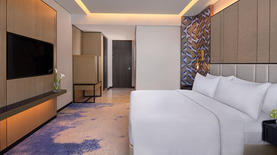 Superior City View King Bedroom at Amari Colombo