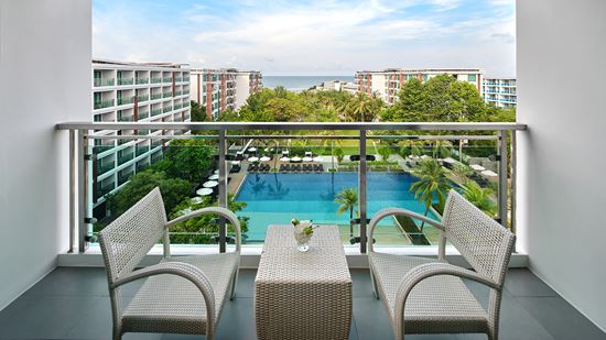 deluxe-ocean-facing_balcony