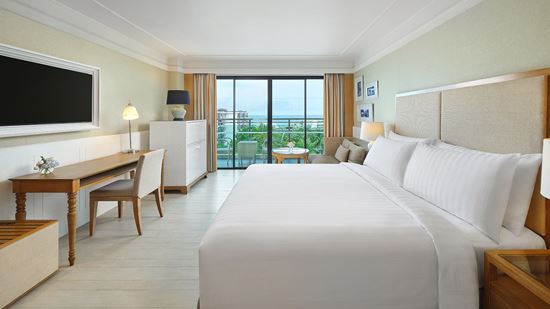 deluxe-ocean-view