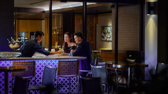 amaya-bar_lifestyle-2