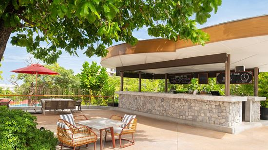 aqua-eatery-and-bar