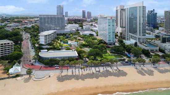 amari-tower_exterior-drone-beachfront