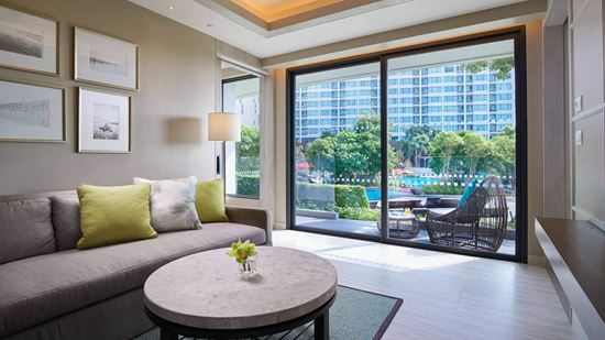 Club Amari Suite Poolside