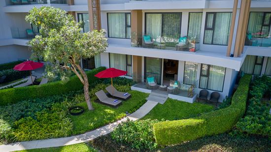 Club Amari Suite Poolside