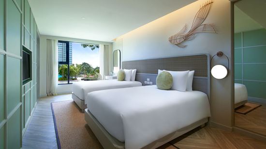 Club Amari Suite Poolside