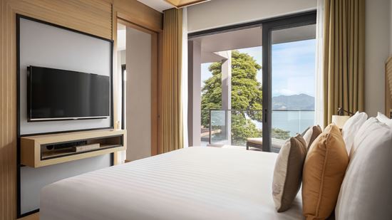 Club One Bedroom Suite Ocean View Balcony