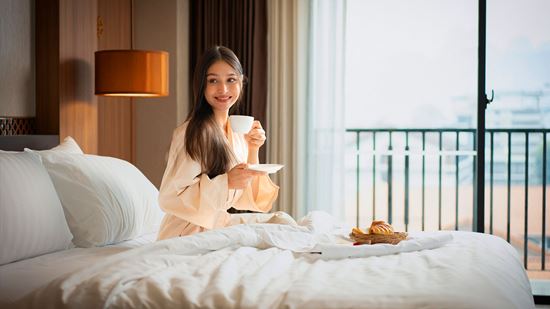 One Bedroom Suite River View with Balcony In-Room Breakfast