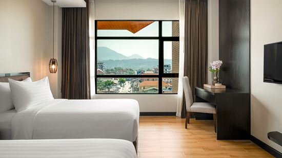 superior-city-view_twin-bed