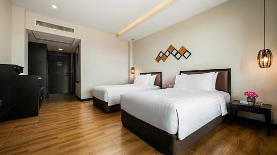 superior-river-view_twin-bed_overview