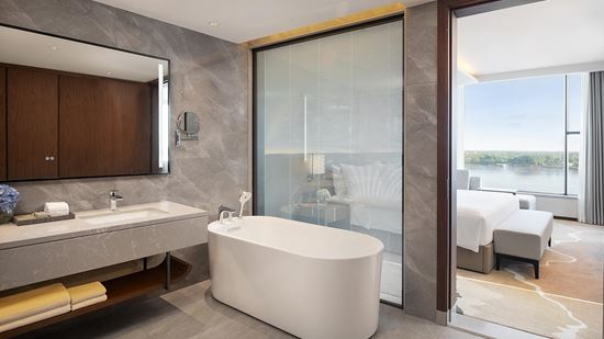 Junior Suite River View - Bathroom